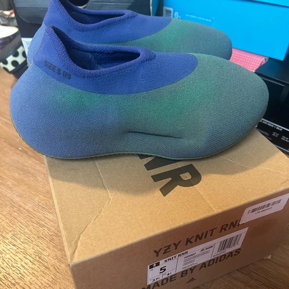 Yeezy Knit Runner Adidas